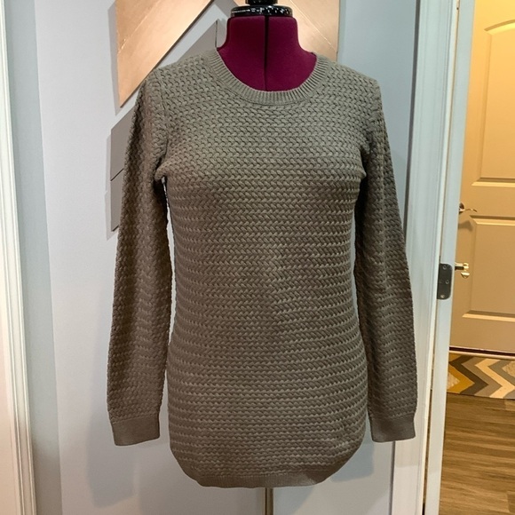 Jones New York and Company, Brown weaved sweater size large - Picture 1 of 9